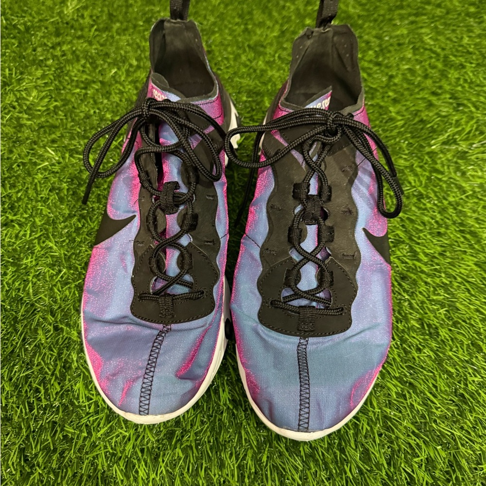 Nike Men’s Nike React Black iridescent Sneakers Men’s 9.5